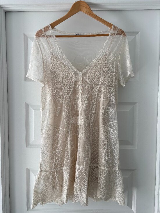 Zara Dresses & Skirts - ✨ Zara Cream Slip Dress with Lace Overlay ✨